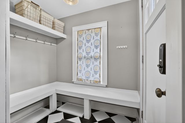 20 11th Avenue NW, Rochester, MN 55901