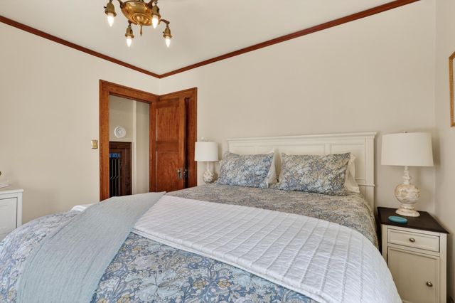 20 11th Avenue NW, Rochester, MN 55901