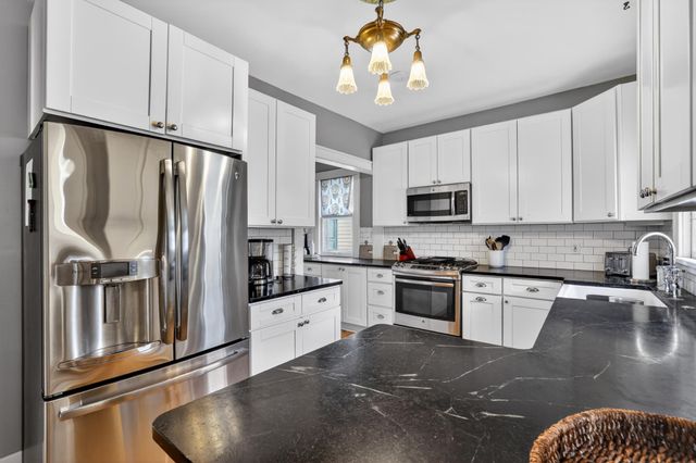 20 11th Avenue NW, Rochester, MN 55901