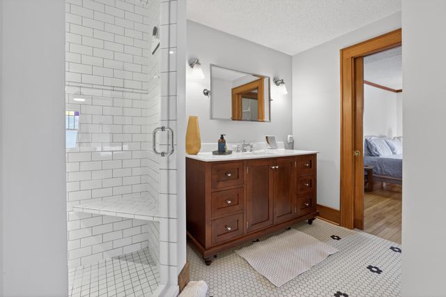 20 11th Avenue NW, Rochester, MN 55901