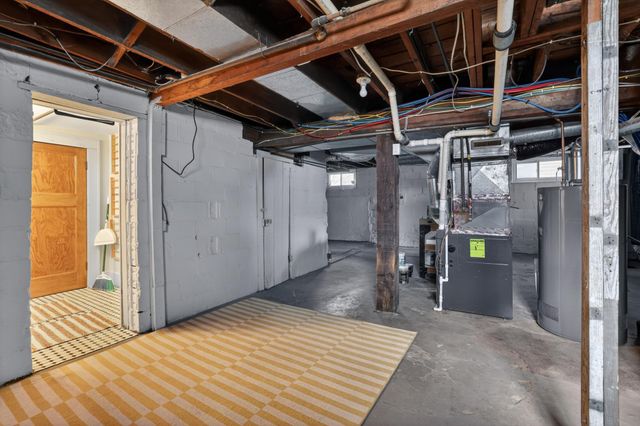 20 11th Avenue NW, Rochester, MN 55901