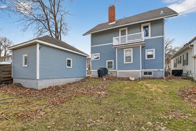 20 11th Avenue NW, Rochester, MN 55901