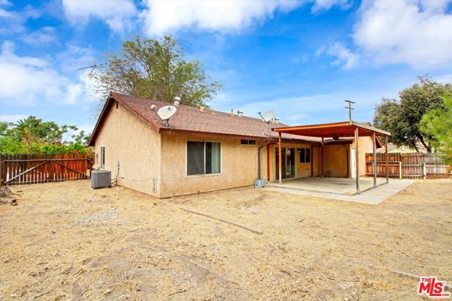 1104 E Pennsylvania Avenue, Redlands, CA 92374