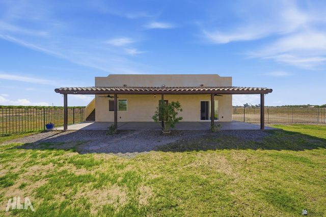 1693 W County 16 St, Yuma, AZ 85365