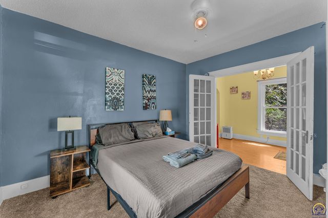 1508 SW High AVE, Topeka, KS 66604