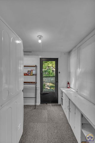1508 SW High AVE, Topeka, KS 66604