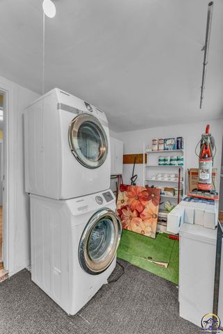 1508 SW High AVE, Topeka, KS 66604