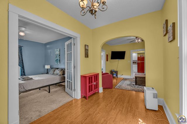 1508 SW High AVE, Topeka, KS 66604