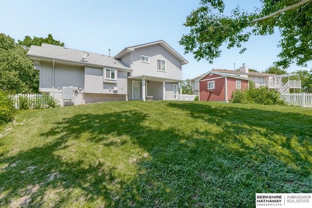 4205 McCarty Loup, Bellevue, NE 68123