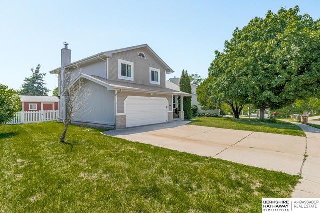 4205 McCarty Loup, Bellevue, NE 68123