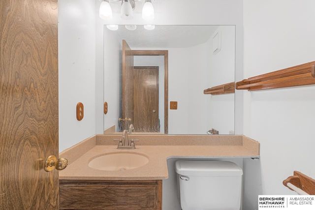 4205 McCarty Loup, Bellevue, NE 68123