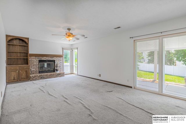 4205 McCarty Loup, Bellevue, NE 68123