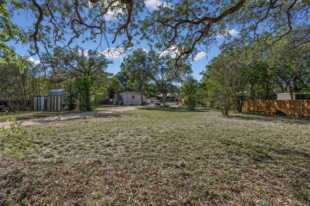 8802 Leo ST, Austin, TX 78745