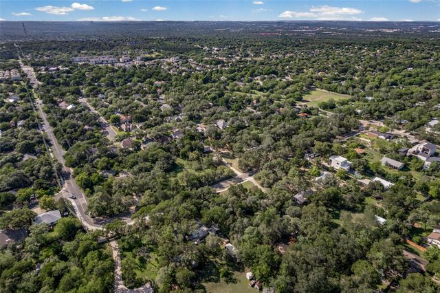 8802 Leo ST, Austin, TX 78745