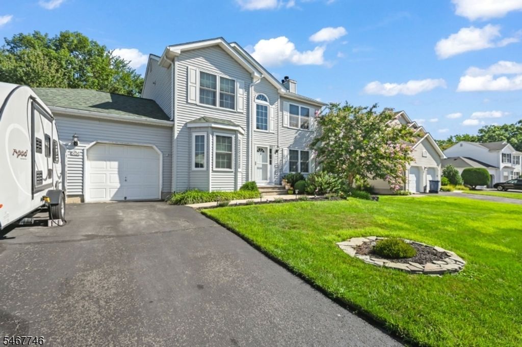 52 Diamond Ln, Howell Twp., NJ 07731 — photo 2