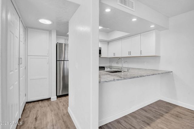 2811 N 61ST Place N, Scottsdale, AZ 85257