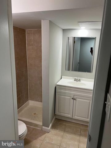 2213 BROOKFIELD AVE, Baltimore, MD 21217