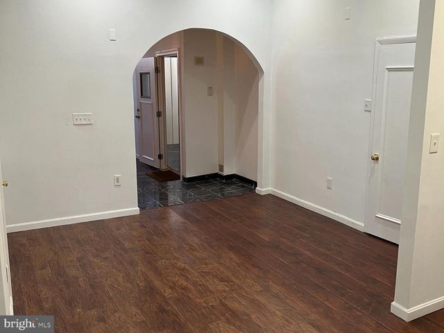 2213 BROOKFIELD AVE, Baltimore, MD 21217