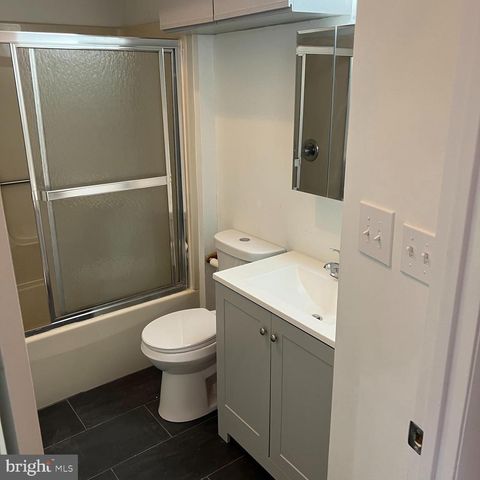 2213 BROOKFIELD AVE, Baltimore, MD 21217