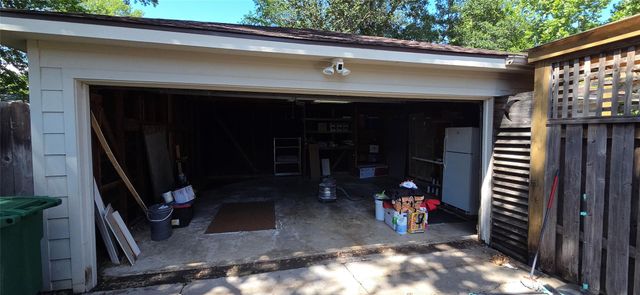 12814 Westhorpe Drive, Houston, TX 77077