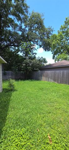 12814 Westhorpe Drive, Houston, TX 77077