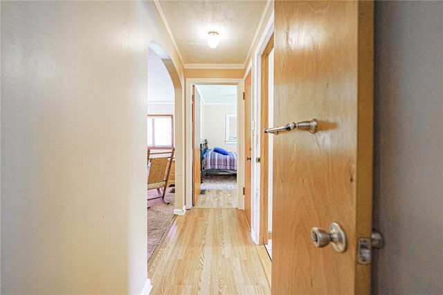 3886 Darlington Rd, Darlngtn Twp, PA 16115