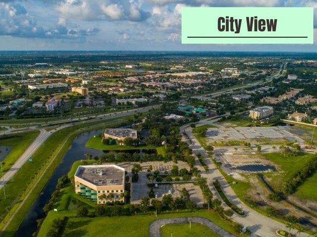 2800 BOBCAT VILLAGE CENTER ROAD, North Port, FL 34288