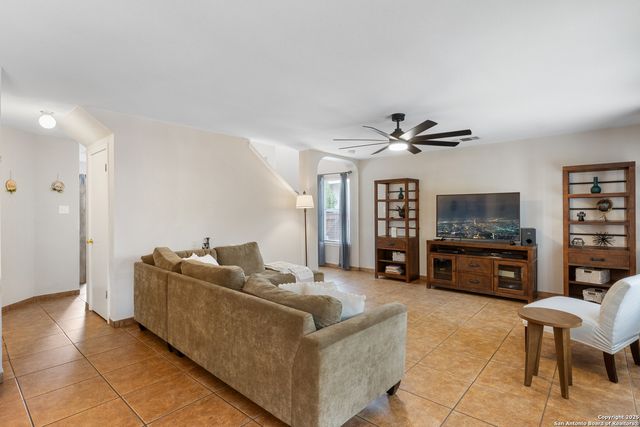 1214 Bobcat Pass, San Antonio, TX 78251