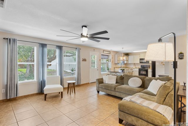 1214 Bobcat Pass, San Antonio, TX 78251