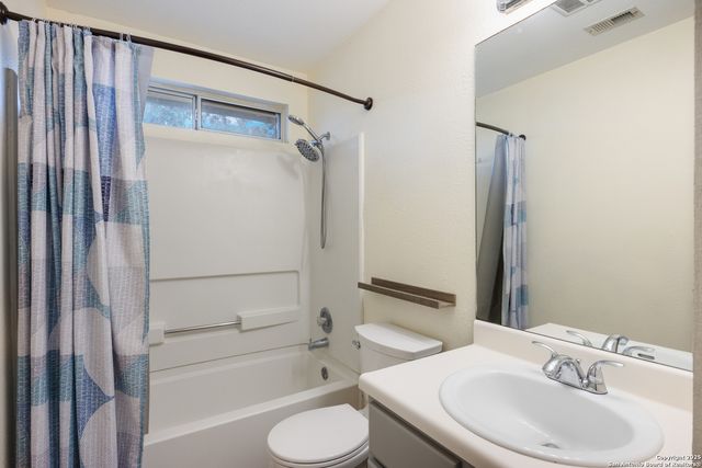 1214 Bobcat Pass, San Antonio, TX 78251