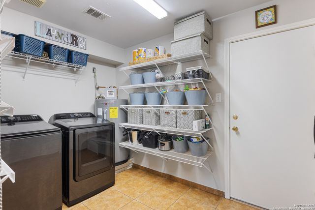1214 Bobcat Pass, San Antonio, TX 78251