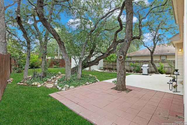 1214 Bobcat Pass, San Antonio, TX 78251