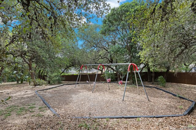 1214 Bobcat Pass, San Antonio, TX 78251