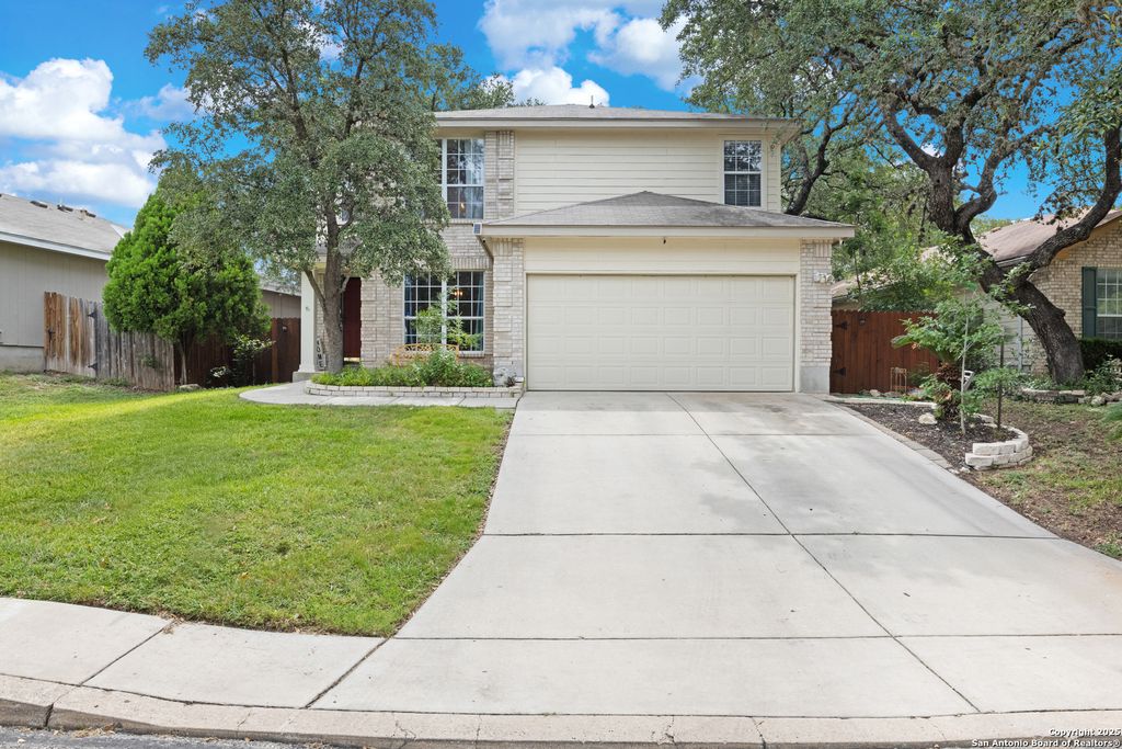 1214 Bobcat Pass, San Antonio, TX 78251