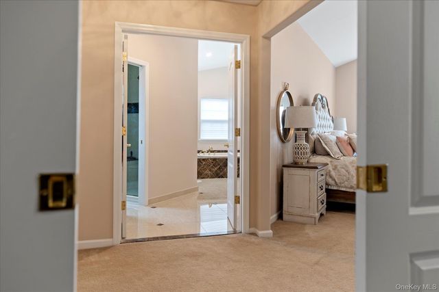 77 Hamlet Drive, Mount Sinai, NY 11766