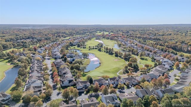 77 Hamlet Drive, Mount Sinai, NY 11766