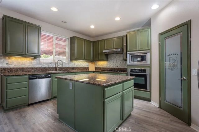 40210 Miriam Way, Murrieta, CA 92563