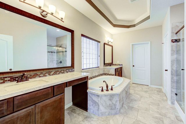 9977 Norhill Heights Lane, Brookshire, TX 77423