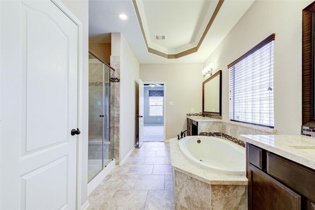 9977 Norhill Heights Lane, Brookshire, TX 77423