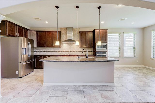 9977 Norhill Heights Lane, Brookshire, TX 77423