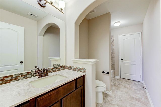 9977 Norhill Heights Lane, Brookshire, TX 77423