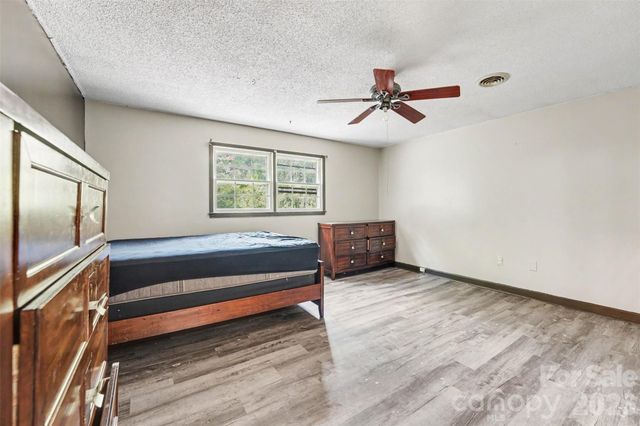 6 Old Farm Road, Salisbury, NC 28147