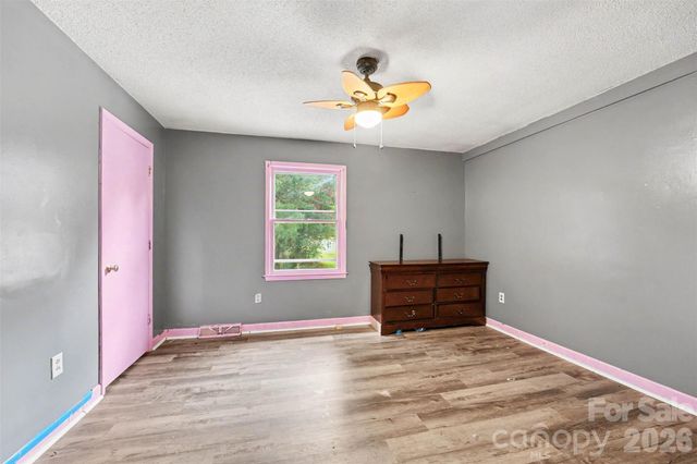 6 Old Farm Road, Salisbury, NC 28147