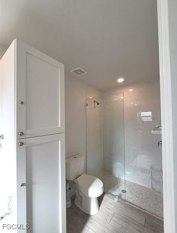 309 SW 47th TER, Cape Coral, FL 33914