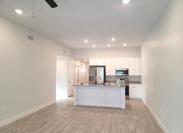 309 SW 47th TER, Cape Coral, FL 33914