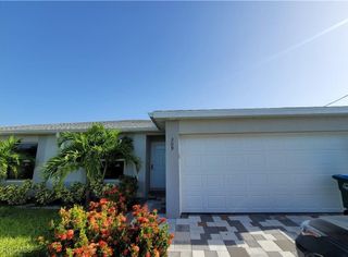 309 SW 47th TER, Cape Coral, FL 33914