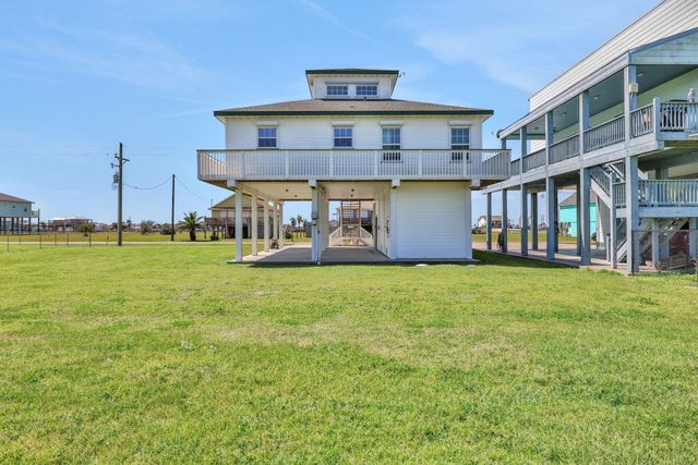 970 Townsend Drive, Bolivar Peninsula, TX 77650