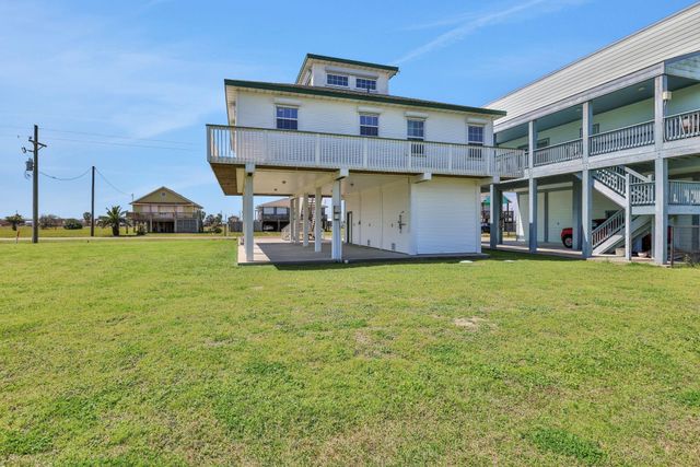 970 Townsend Drive, Bolivar Peninsula, TX 77650