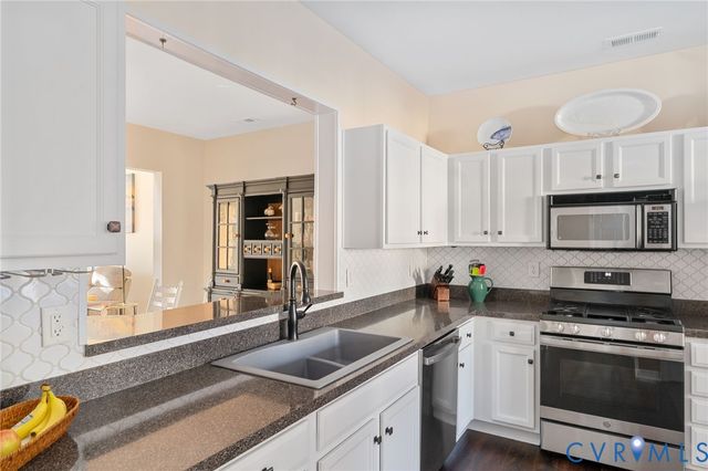 4916 Terrace Arbor Cir, Midlothian, VA 23112