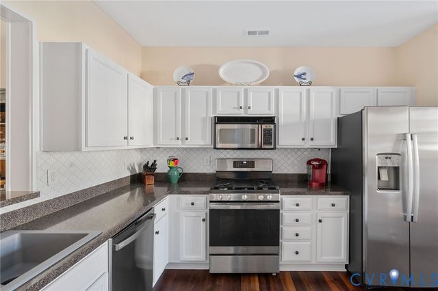 4916 Terrace Arbor Cir, Midlothian, VA 23112